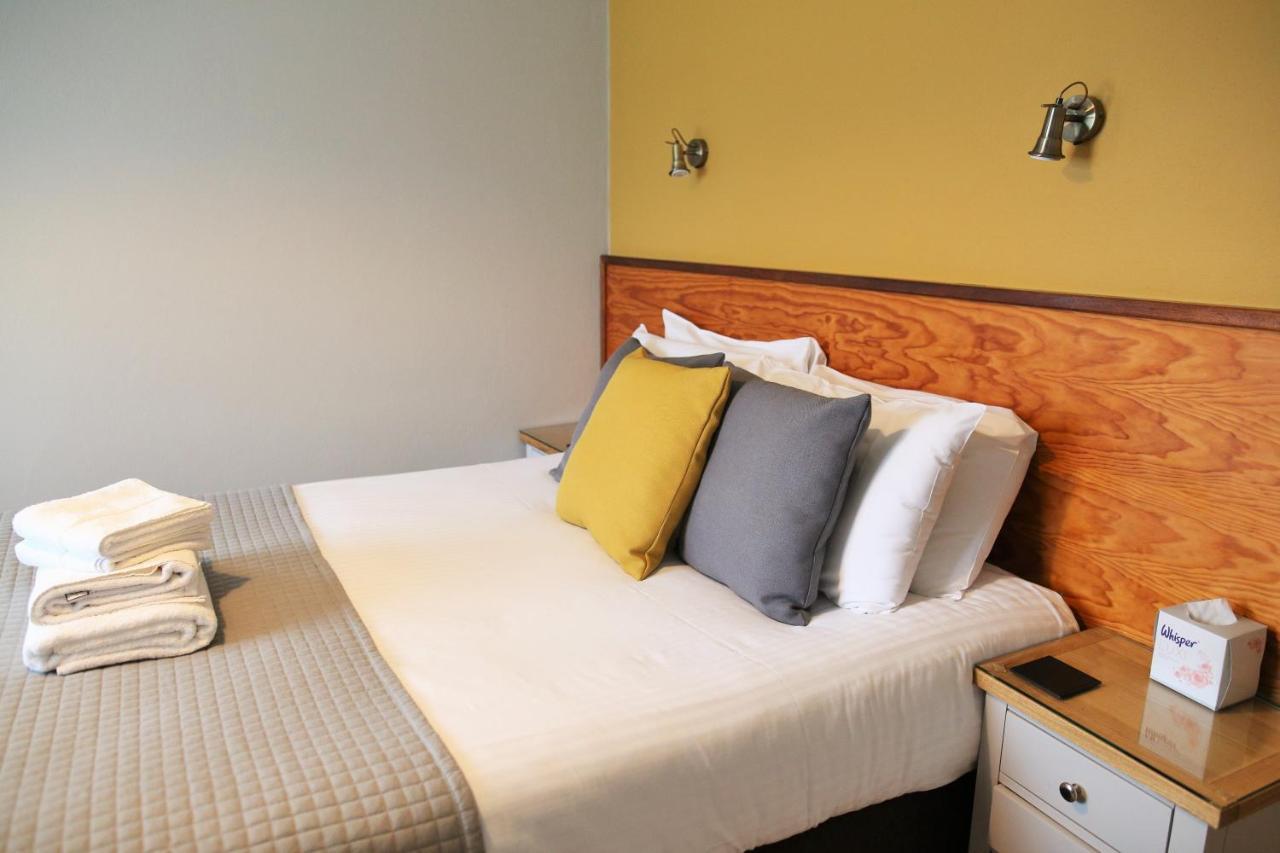 Tricky'S Hotel Редрут Екстер'єр фото